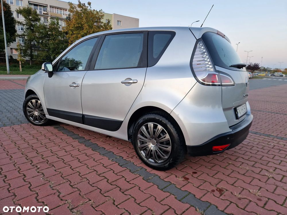Renault Scenic - 26