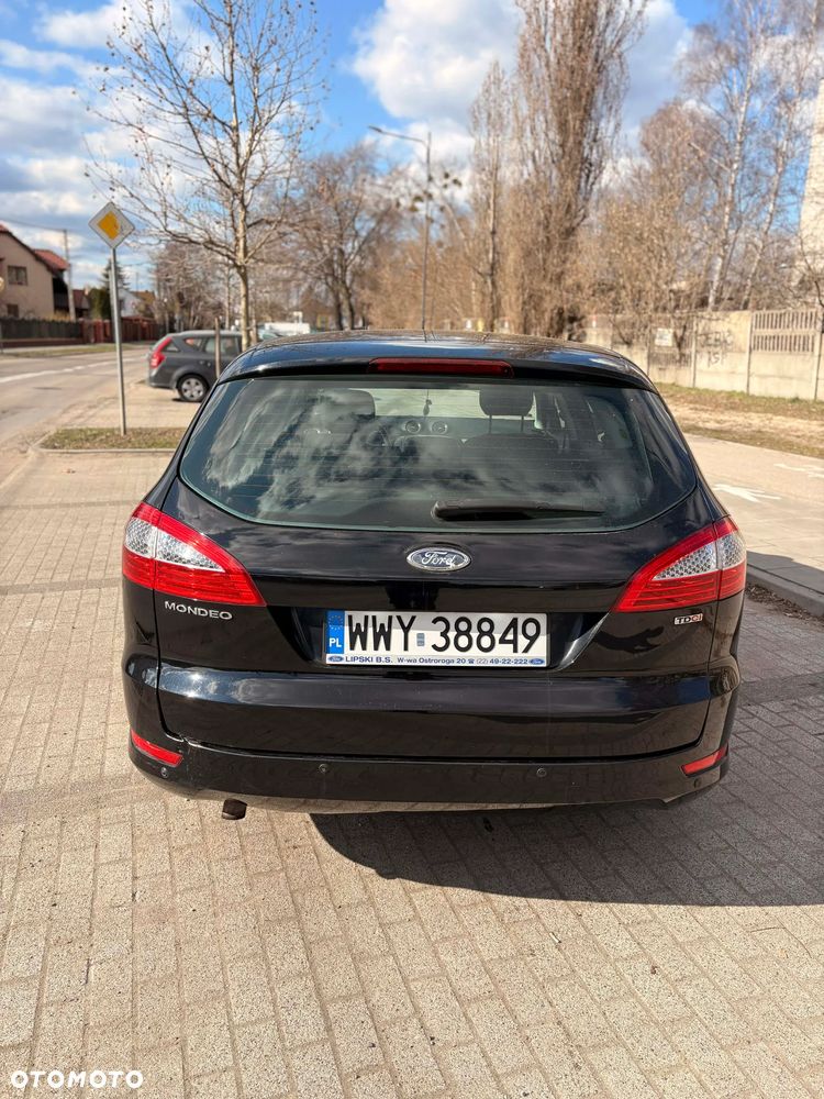 Ford Mondeo - 21