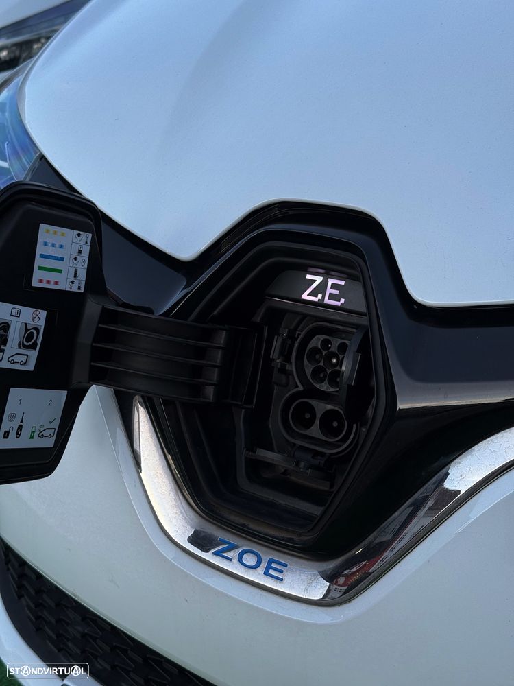 Renault Zoe - 12