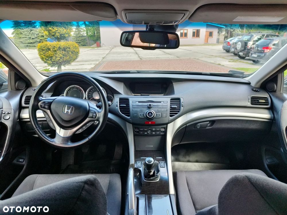 Honda Accord 2.2d Executive - 8