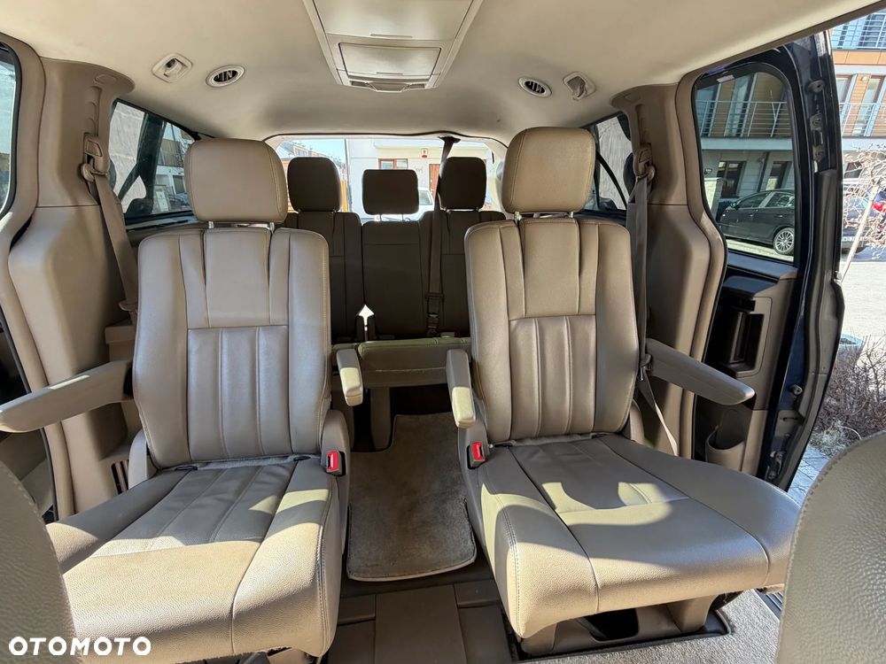 Chrysler Town & Country 3.6 Touring - 8
