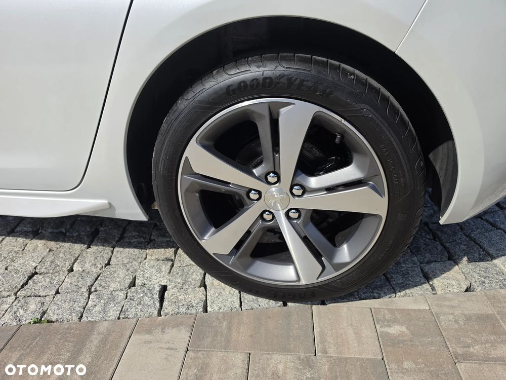 Peugeot 308 PureTech 130 GPF Stop & Start GT Pack - 19