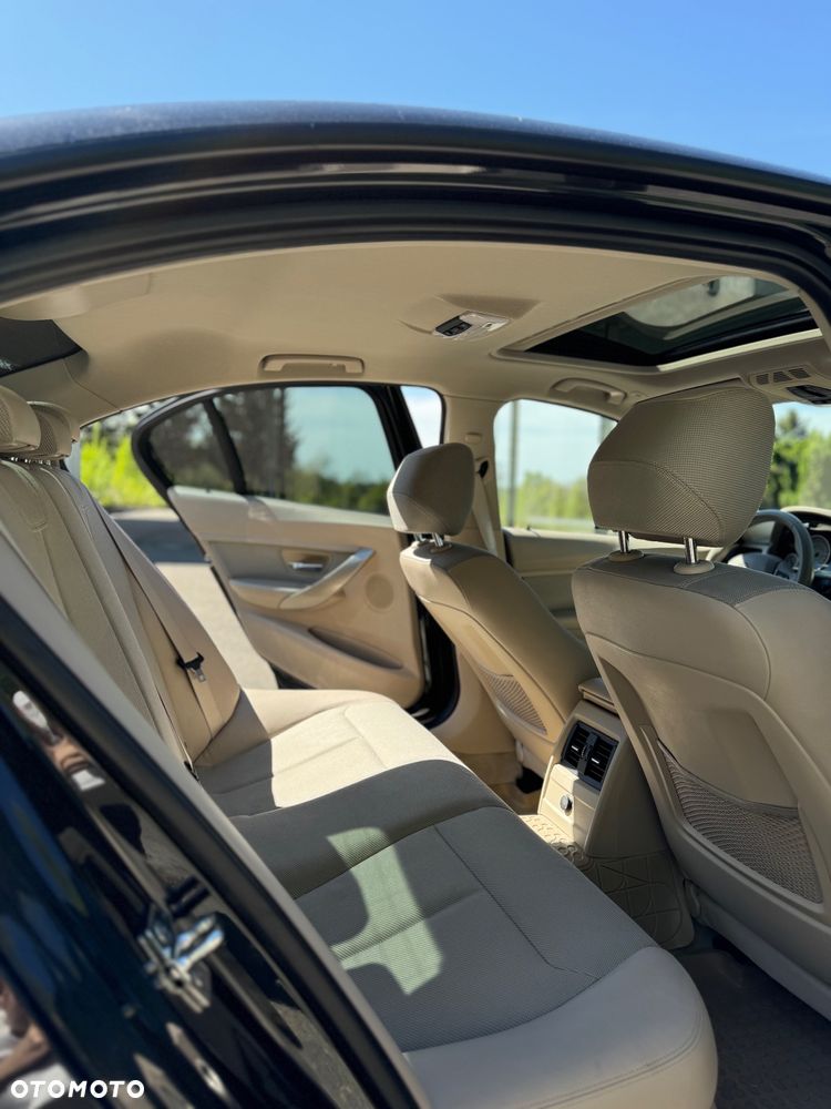 BMW Seria 3 - 8