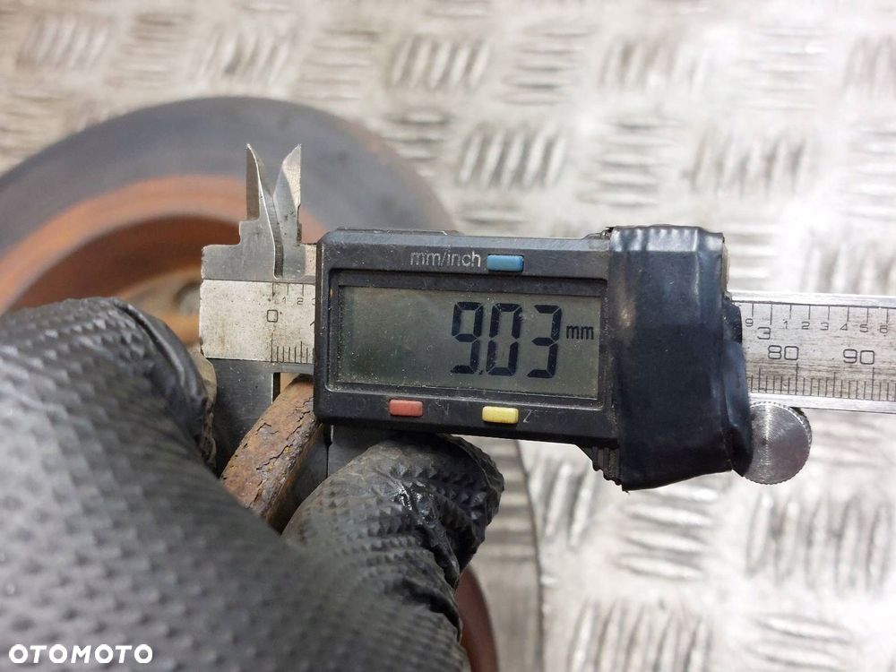 TARCZE HAMULCOWE TYŁ + KLOCKI + ZACISKI AUDI A3 8L GOLF IV LEON I - 7