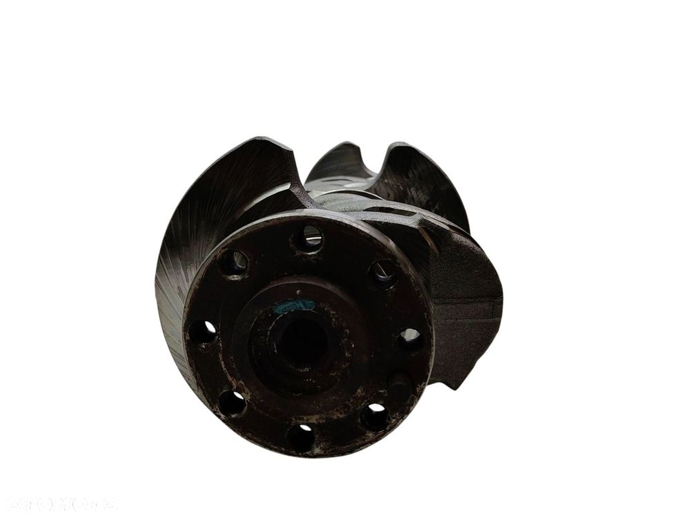 WAŁ KORBOWY PEUGEOT 407 508 607 807 308 EXPERT II JUMPY II 2.0 HDI RHR - 2