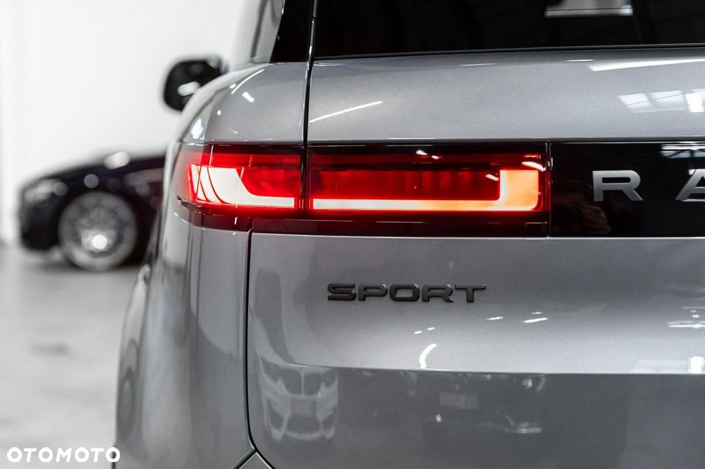 Land Rover Range Rover Sport - 17