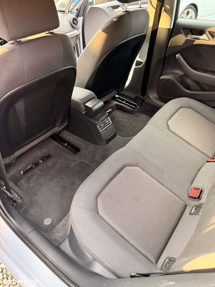 Audi A3 Sportback 1.6 TDI - 23