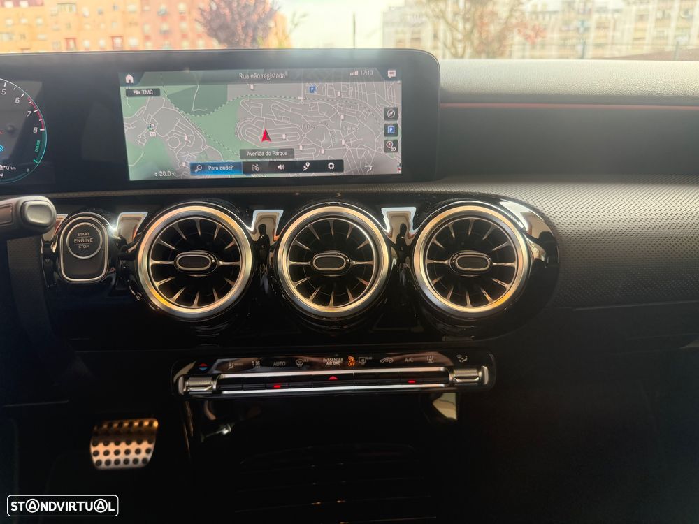 Mercedes-Benz A 250 e AMG Line - 25