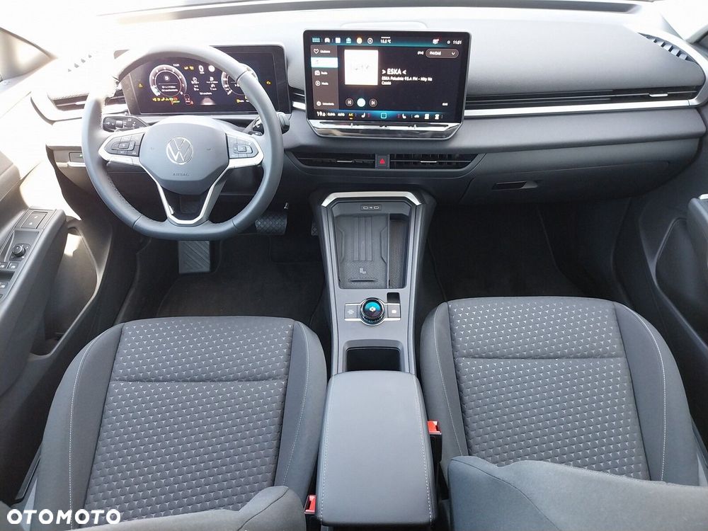 Volkswagen T-Roc - 16