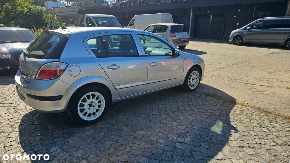 Opel Astra 1.6 Cosmo - 4