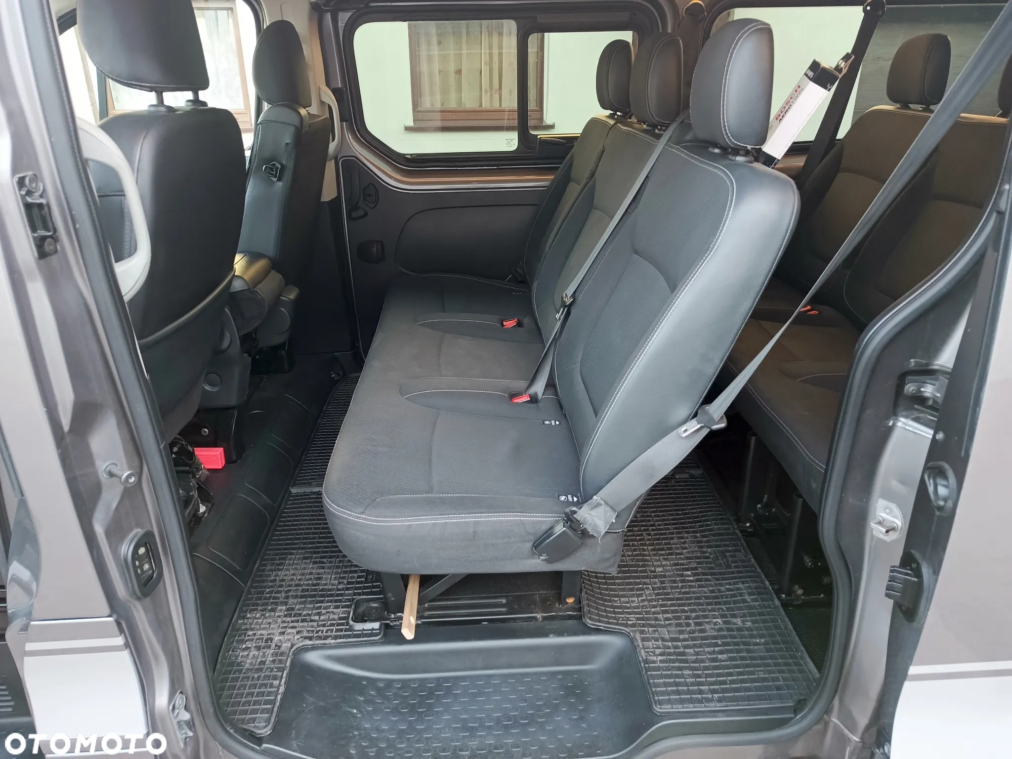 Nissan NV300 - 13