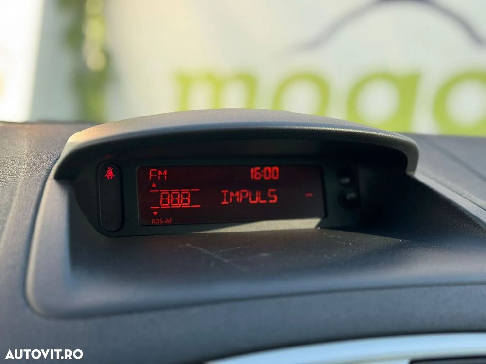 Renault Clio 1.2 16V 75 Collection - 31