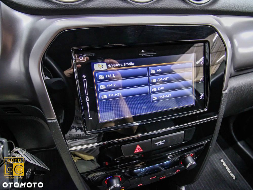 Suzuki Vitara 1.4 Boosterjet SHVS Premium 2WD - 21