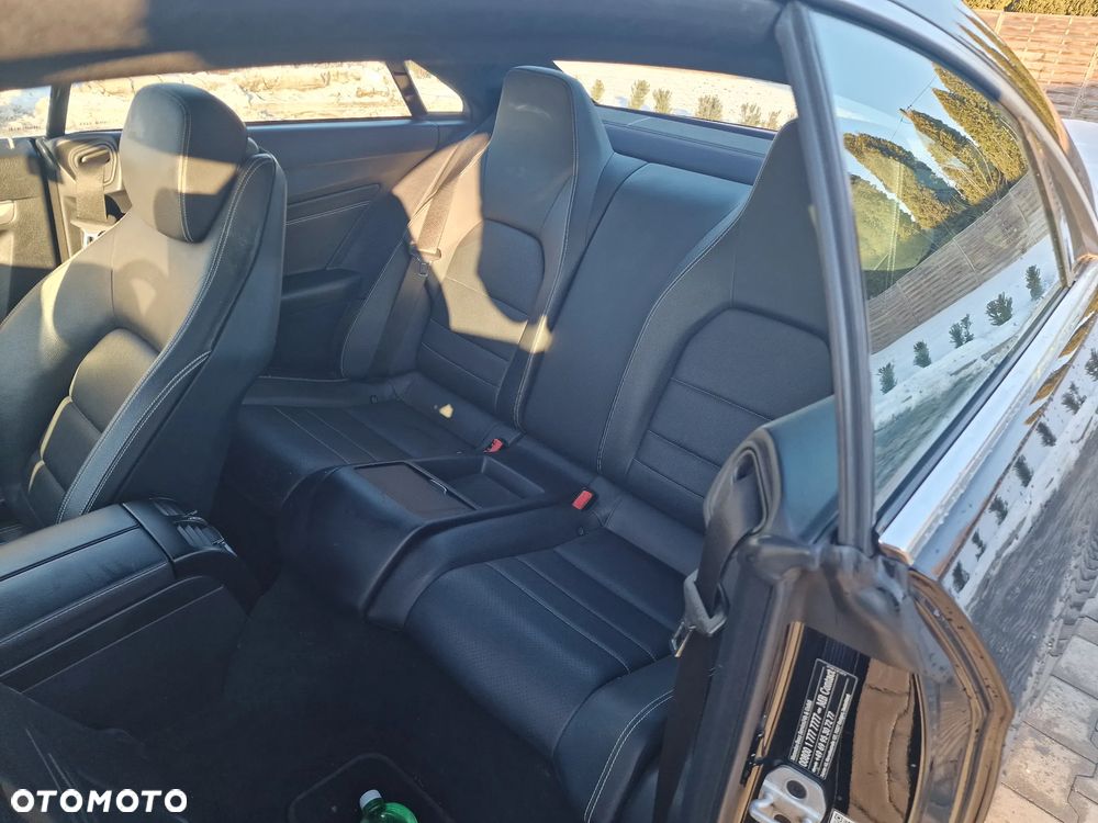 Mercedes-Benz Klasa E - 16