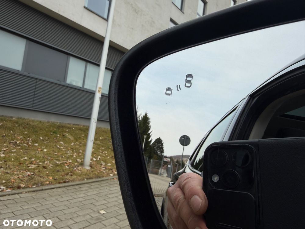 Ford Kuga 2.0 EcoBlue Hybrid TITANIUM X - 37