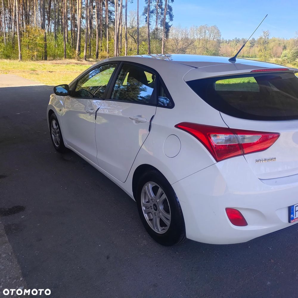 Hyundai i30 1.4 Comfort - 28