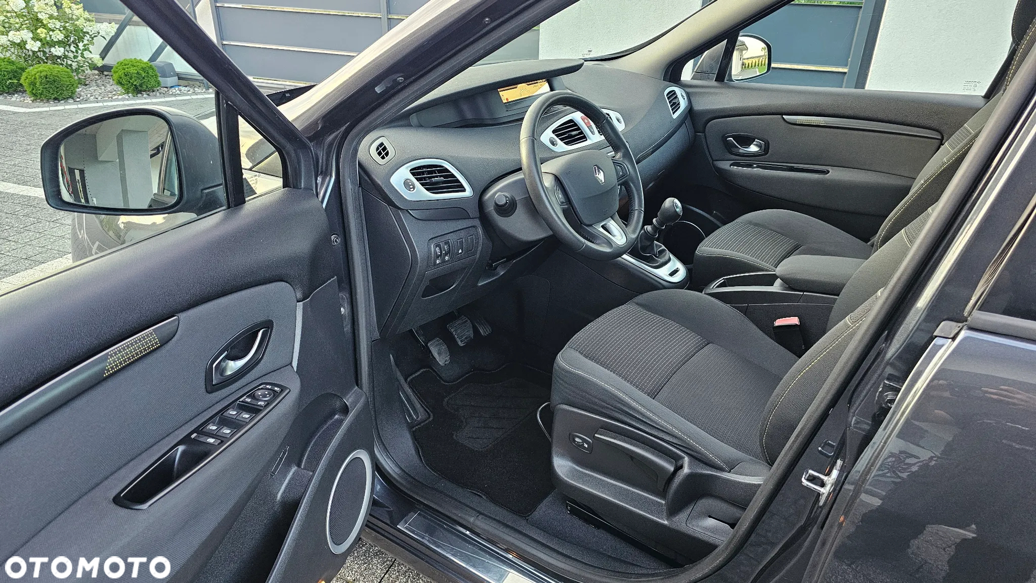 Renault Grand Scenic dCi 160 Bose Edition - 7