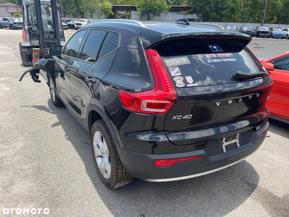 Volvo XC 40 T4 Geartronic Momentum - 2