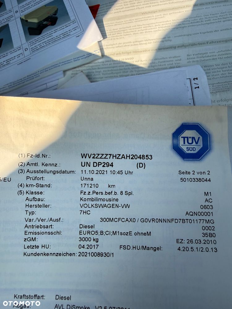 Volkswagen Multivan - 36