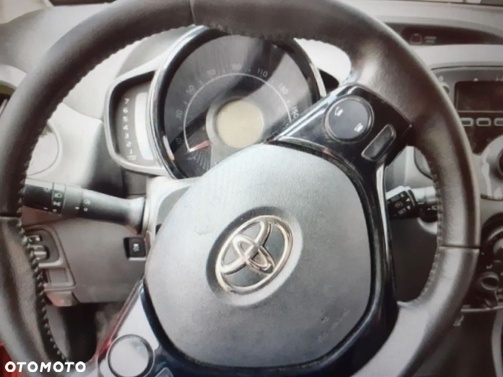 Toyota Aygo 1.0 VVT-i JBL Edition - 8