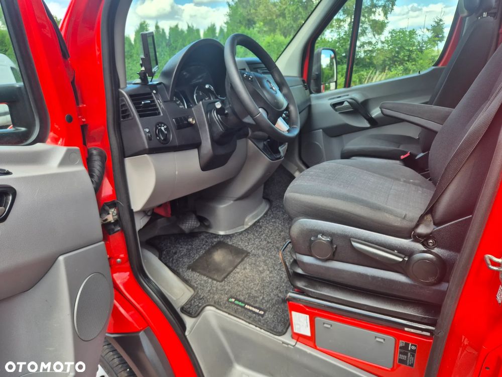 Mercedes-Benz Sprinter - 36