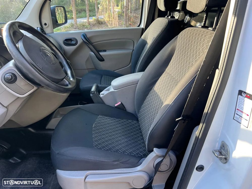Renault KANGOO 1.5 DCI CONFORT - 19