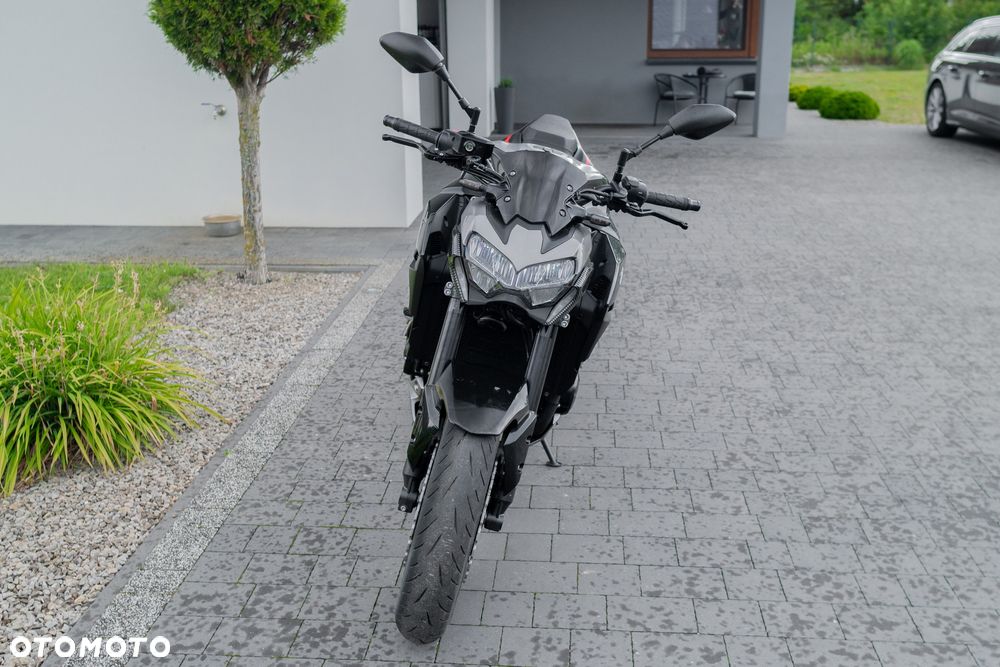 Kawasaki Z - 6