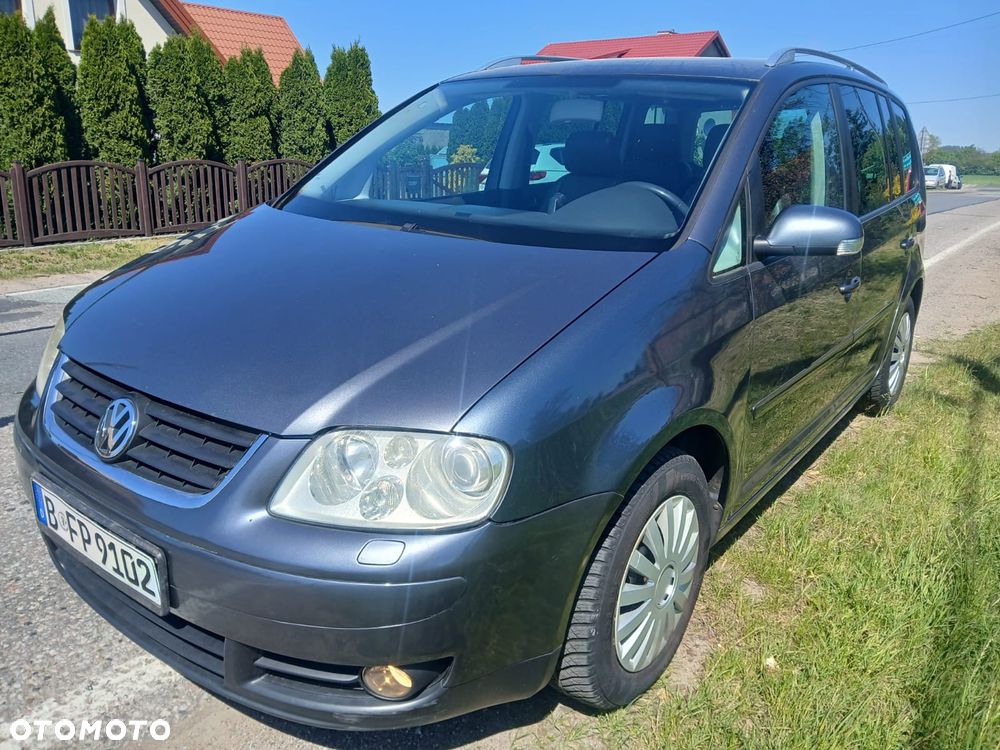 Volkswagen Touran 2.0 TDI DPF DSG Highline - 1