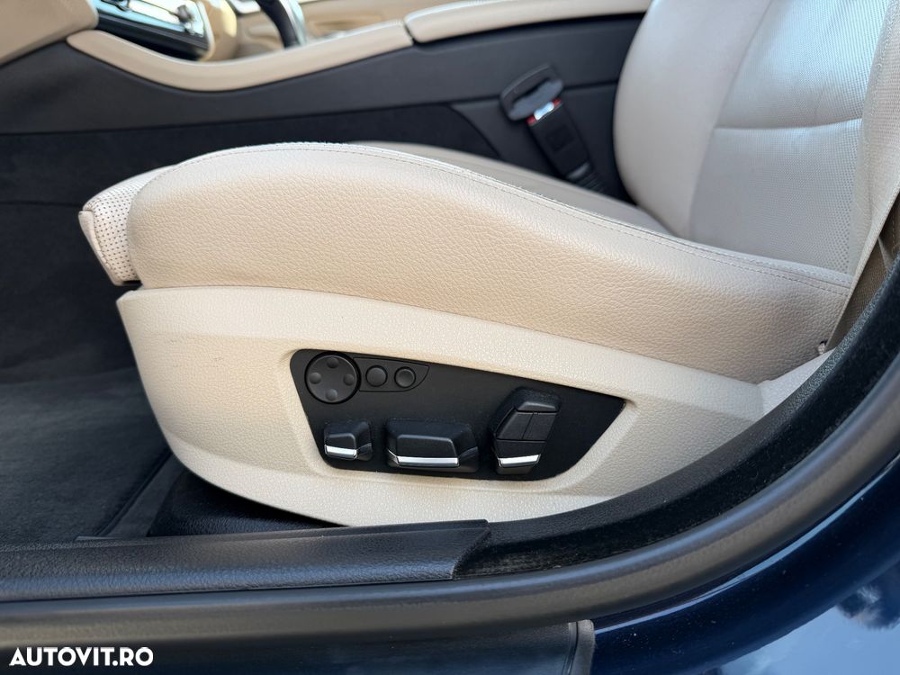 BMW Seria 5 525d xDrive AT - 14
