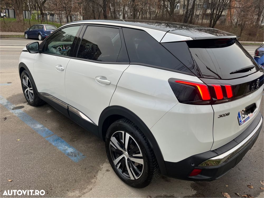 Peugeot 3008 PureTech 130 Stop & Start GPF EAT8 Allure - 3