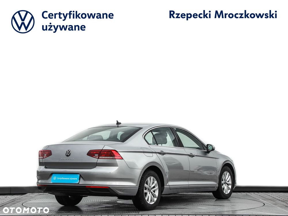 Volkswagen Passat 1.5 TSI EVO Business - 5