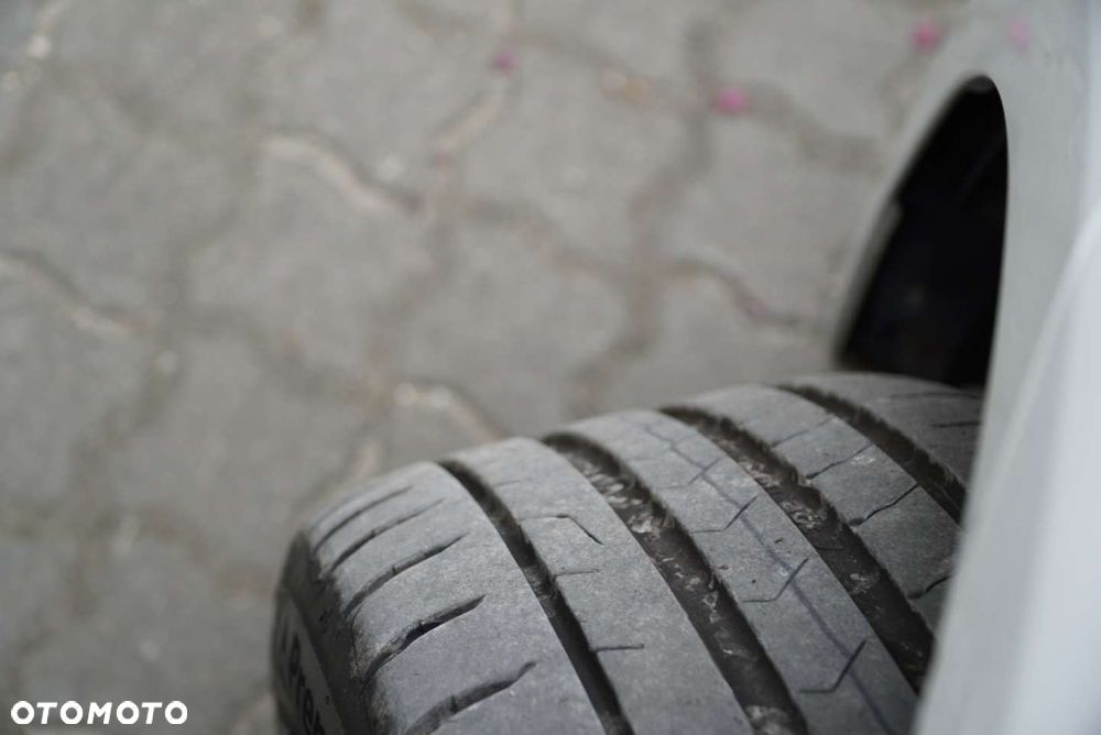 BMW Seria 2 220d xDrive Sport-Aut M Sport - 25