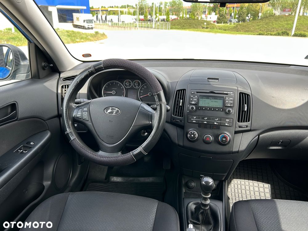 Hyundai i30 1.4 Blue Comfort - 14