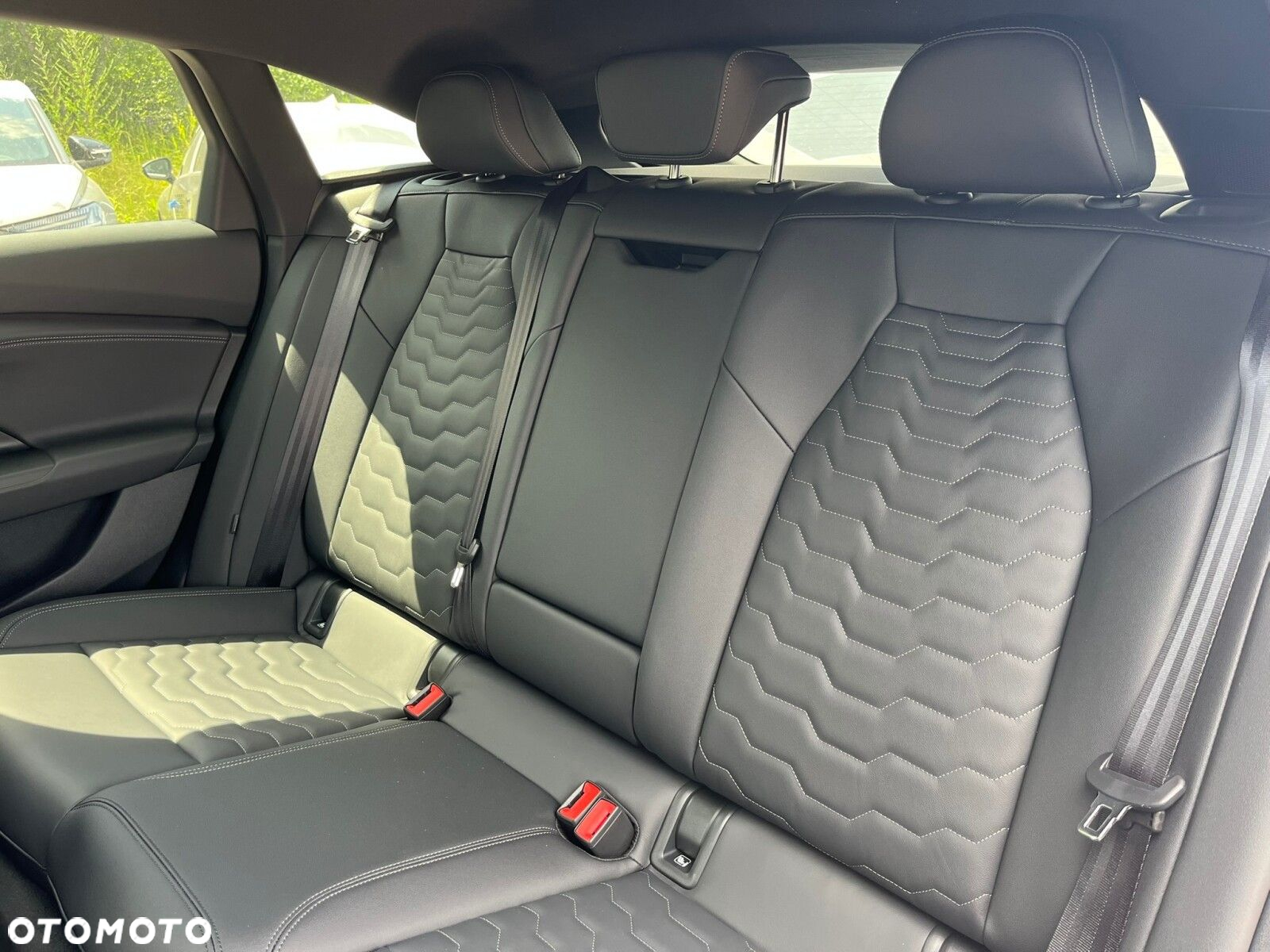 Audi A6 Sportback e-tron - 11
