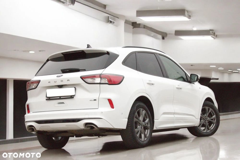 Ford Kuga 2.0 TDCi 2x4 ST-Line - 19
