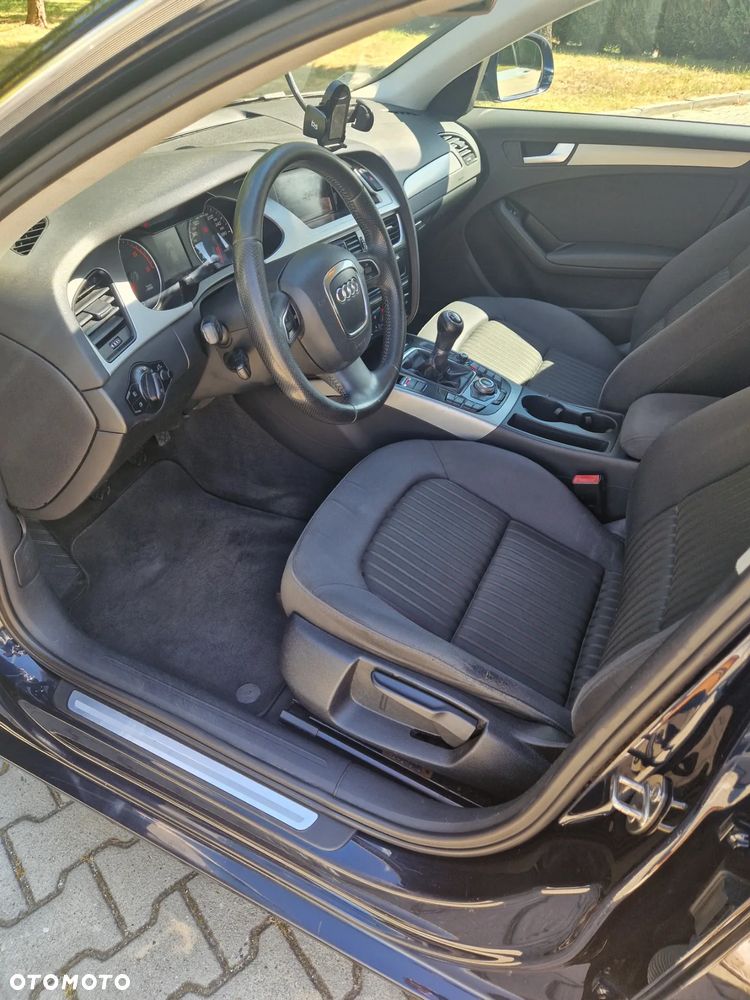 Audi A4 Avant 2.0 TDI - 6