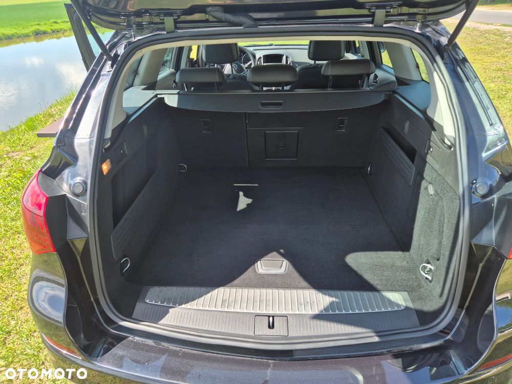 Opel Astra 1.4 T Cosmo - 23