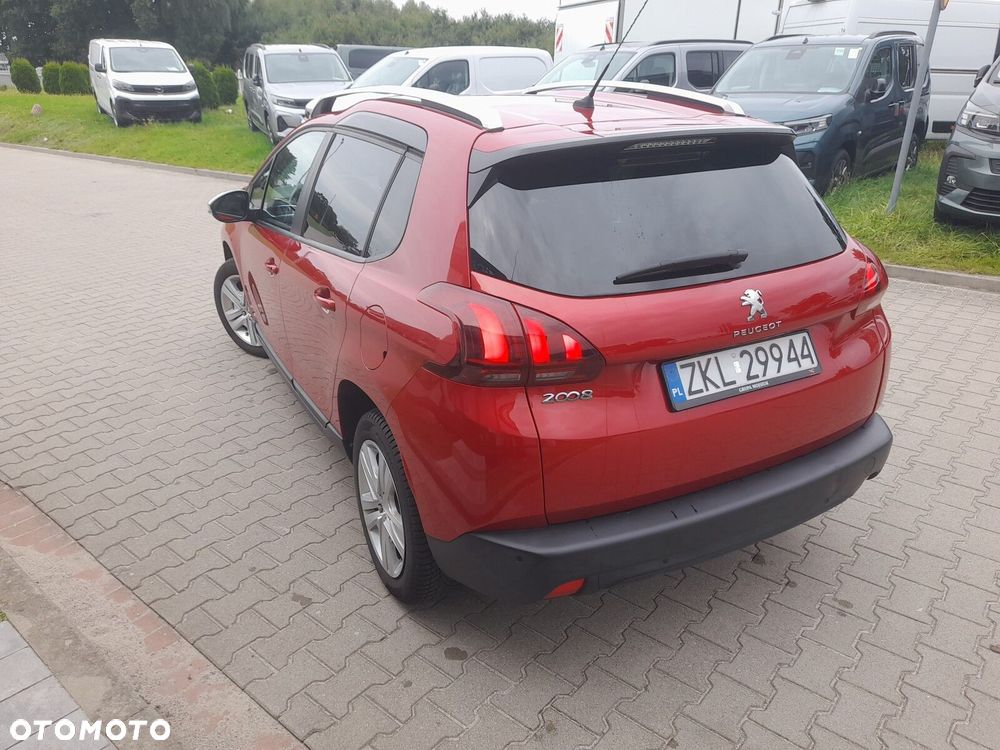 Peugeot 2008 1.2 Pure Tech Style S&S EAT6 - 7