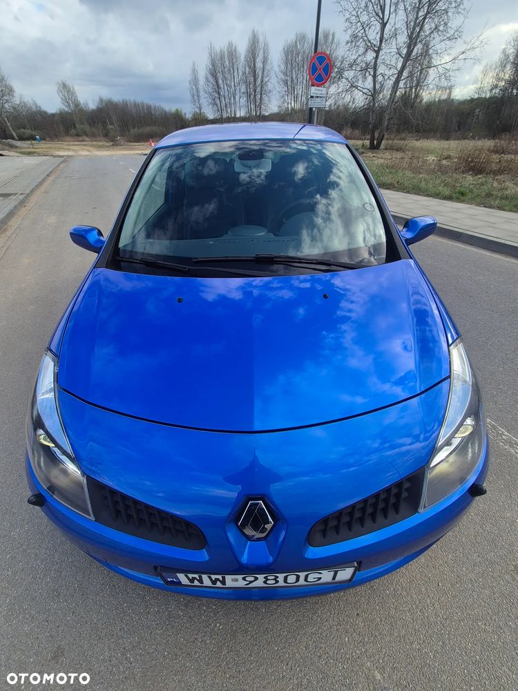 Renault Clio 2.0 16V Sport - 12