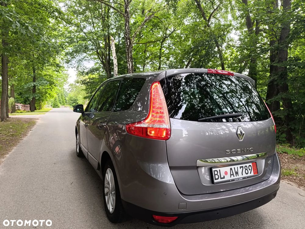 Renault Grand Scenic dCi 110 EDC Bose Edition - 26