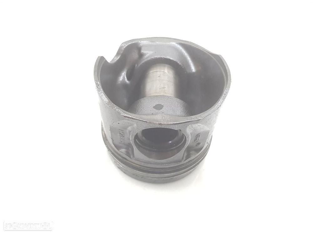 PISTÃO FORD TRANSIT FURGÓN TT9 - 1