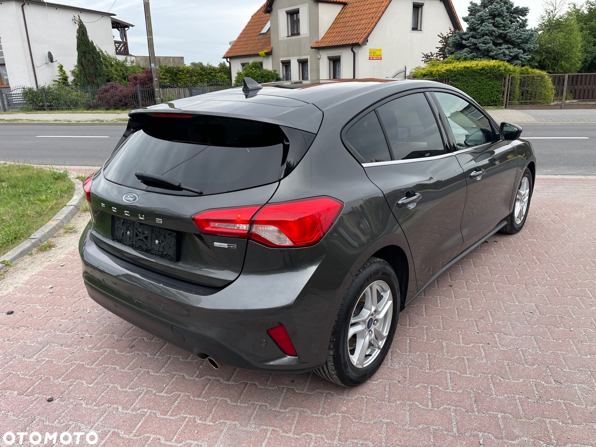 Ford Focus 1.0 EcoBoost Hybrid COOL&CONNECT - 13
