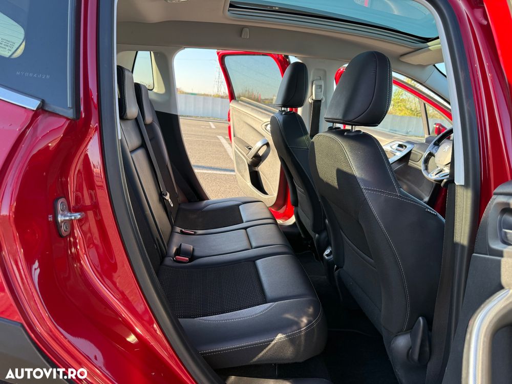 Peugeot 2008 PureTech 110 Stop&Start EAT6 Allure - 22