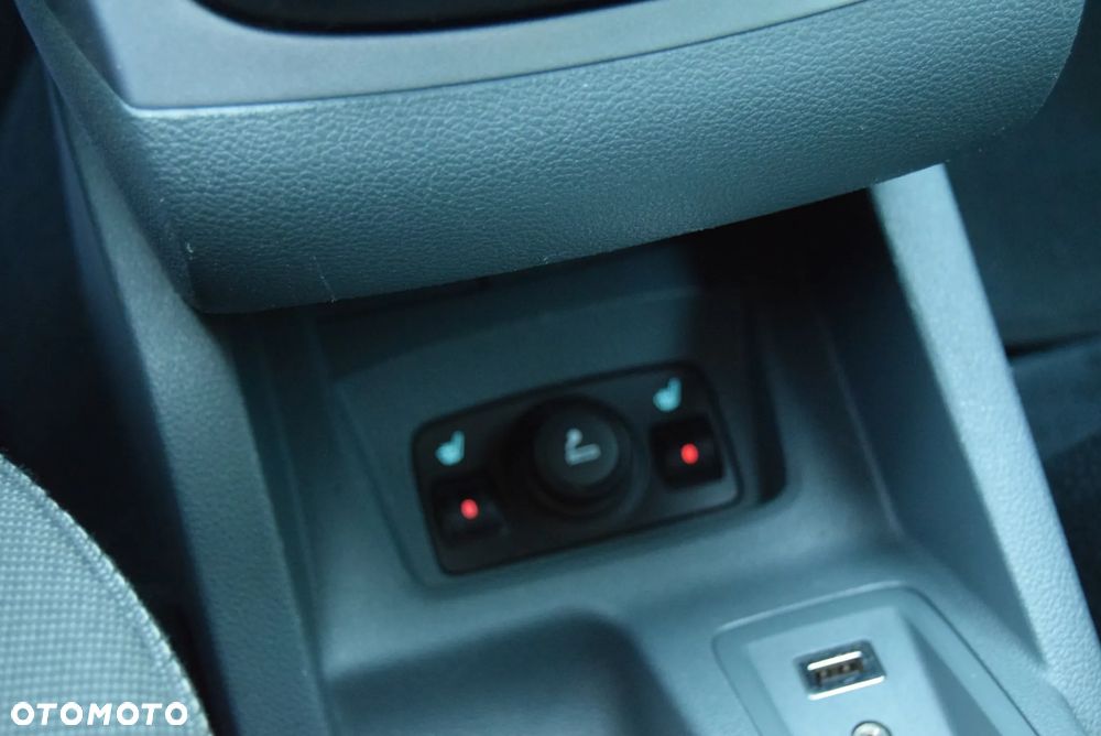 Ford C-MAX 1.6 TDCi Start-Stop-System Titanium - 18