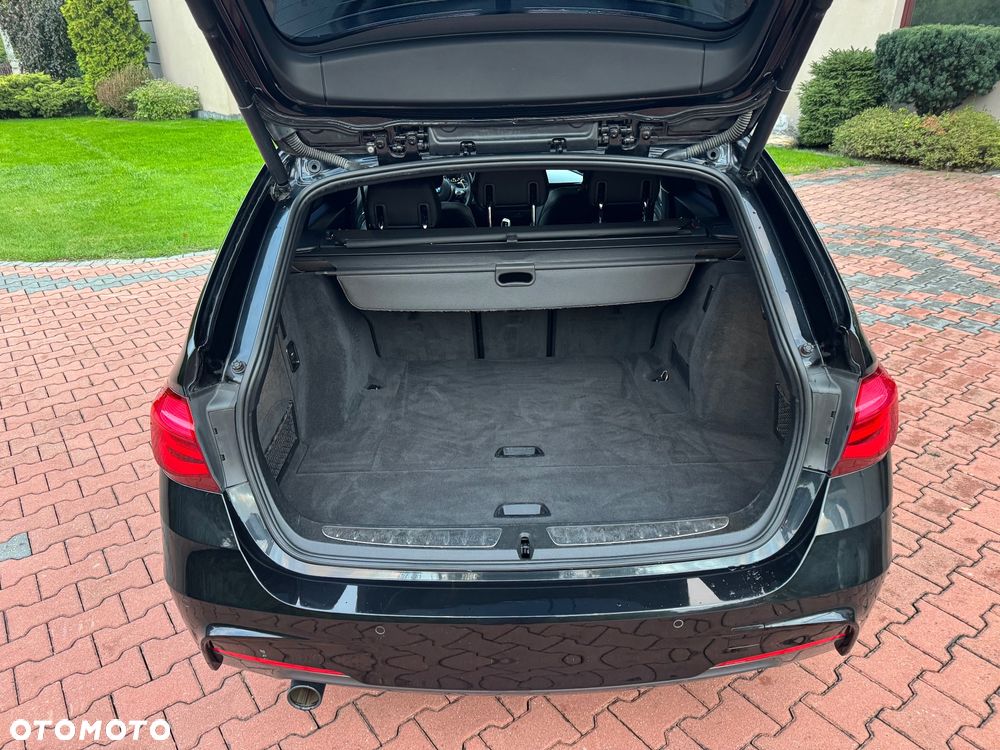 BMW Seria 3 318i GPF M Sport Shadow - 24