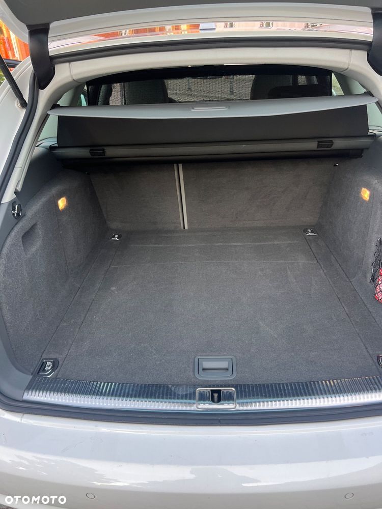 Audi A4 Avant 1.8 TFSI Ambiente - 11