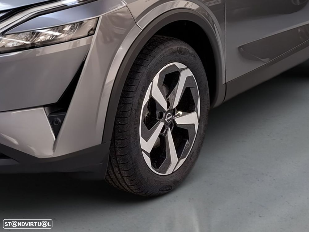 Nissan Qashqai 1.3 DIG-T N-Connecta LED - 11