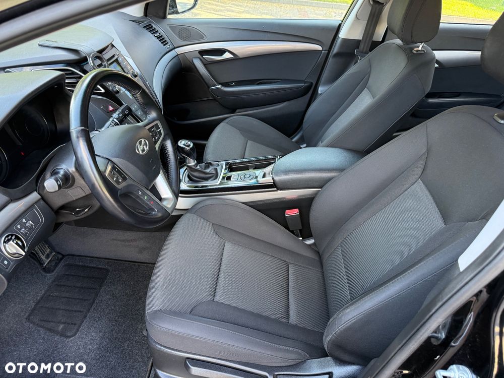 Hyundai i40 - 16