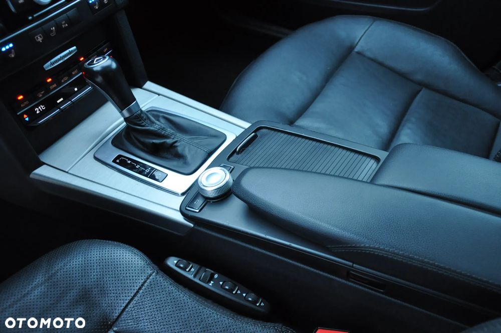 Mercedes-Benz Klasa E 250 CDI DPF BlueEFFICIENCY Automatik Avantgarde - 15