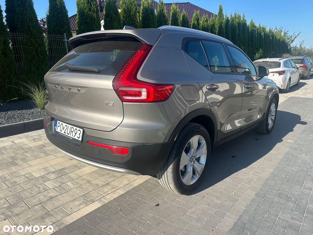 Volvo XC 40 T3 Momentum Pro - 7